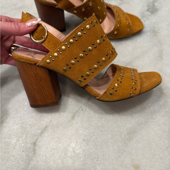 New J Crew 7.5 tan block heel - Picture 4 of 5